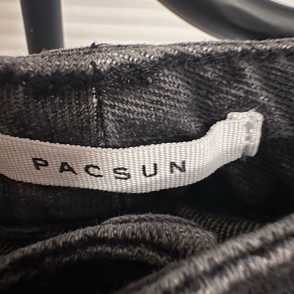 PACSUN Black Wash Wide Leg Cargo 90’s Jogger Boyfriend Relaxed Fit Jeans Size 26 - Picture 6 of 10